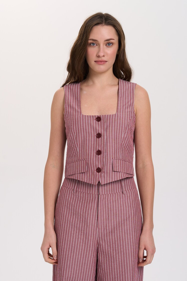 24 Colours Bordeaux Stripe Vest