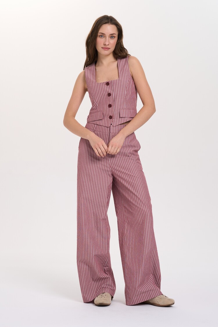 24 Colours Bordeaux Stripe Vest
