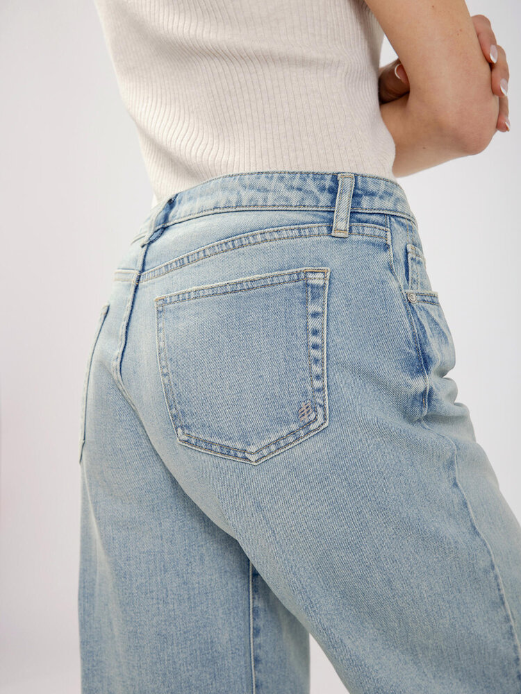 Silver Jeans Co. Low Rise Baggy