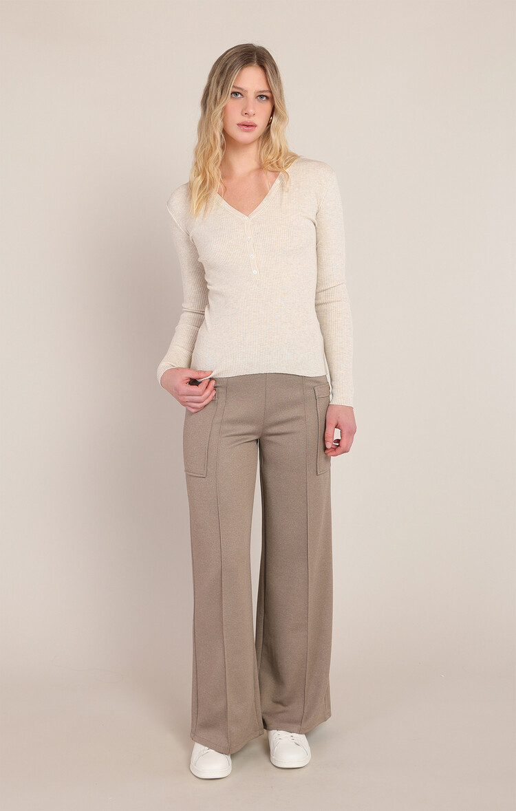 Room 34 Cream V Henley
