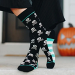 Woven Pear Skull and Crossbones Socks