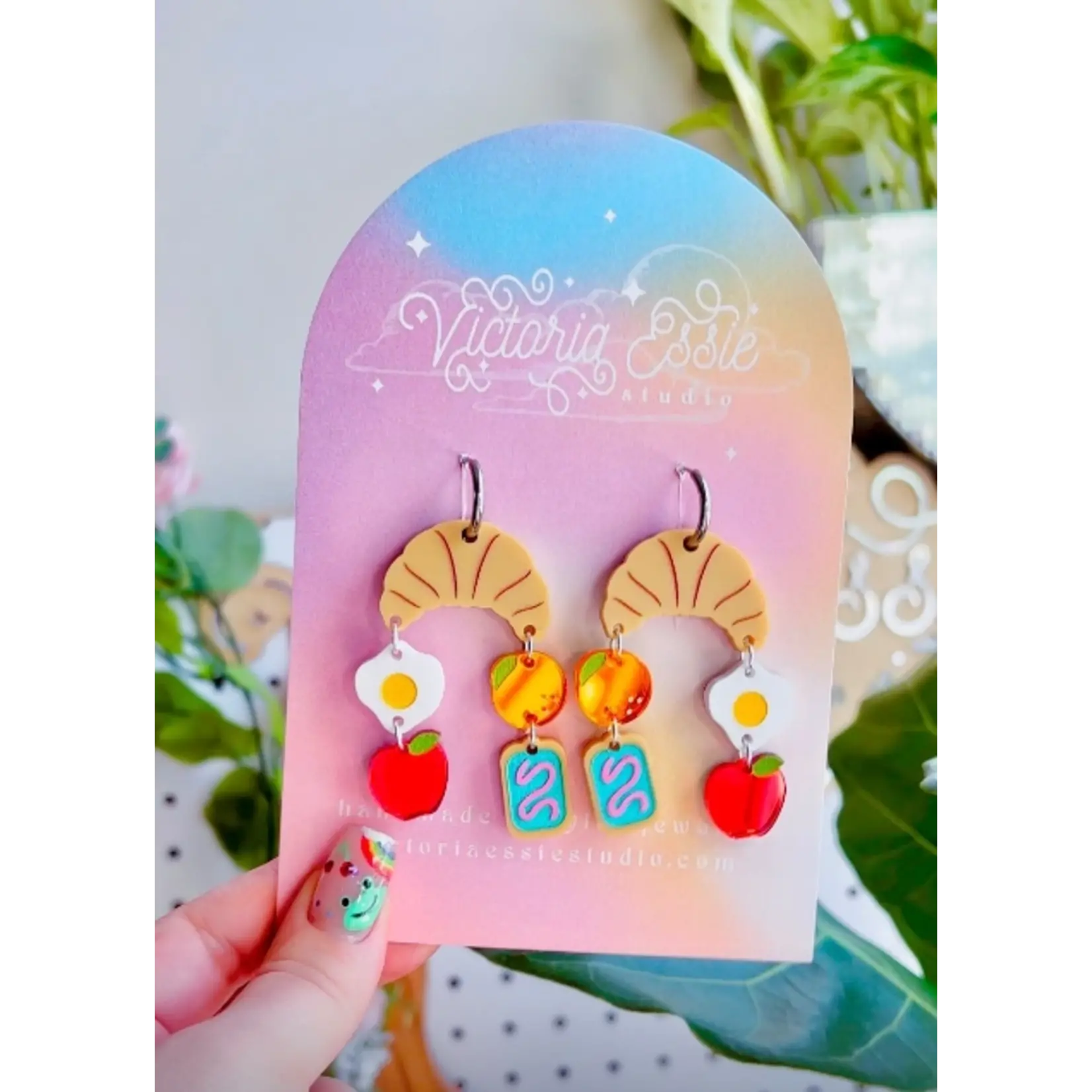 Victoria Essie Studio Balanced Breakfast Earrings