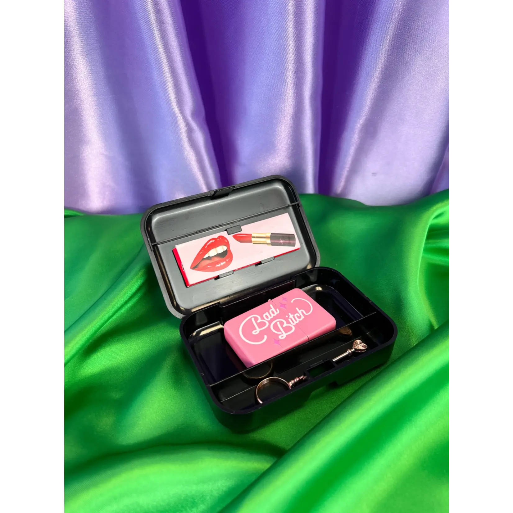 A Shop of Things Crying Heart Mini Storage Box