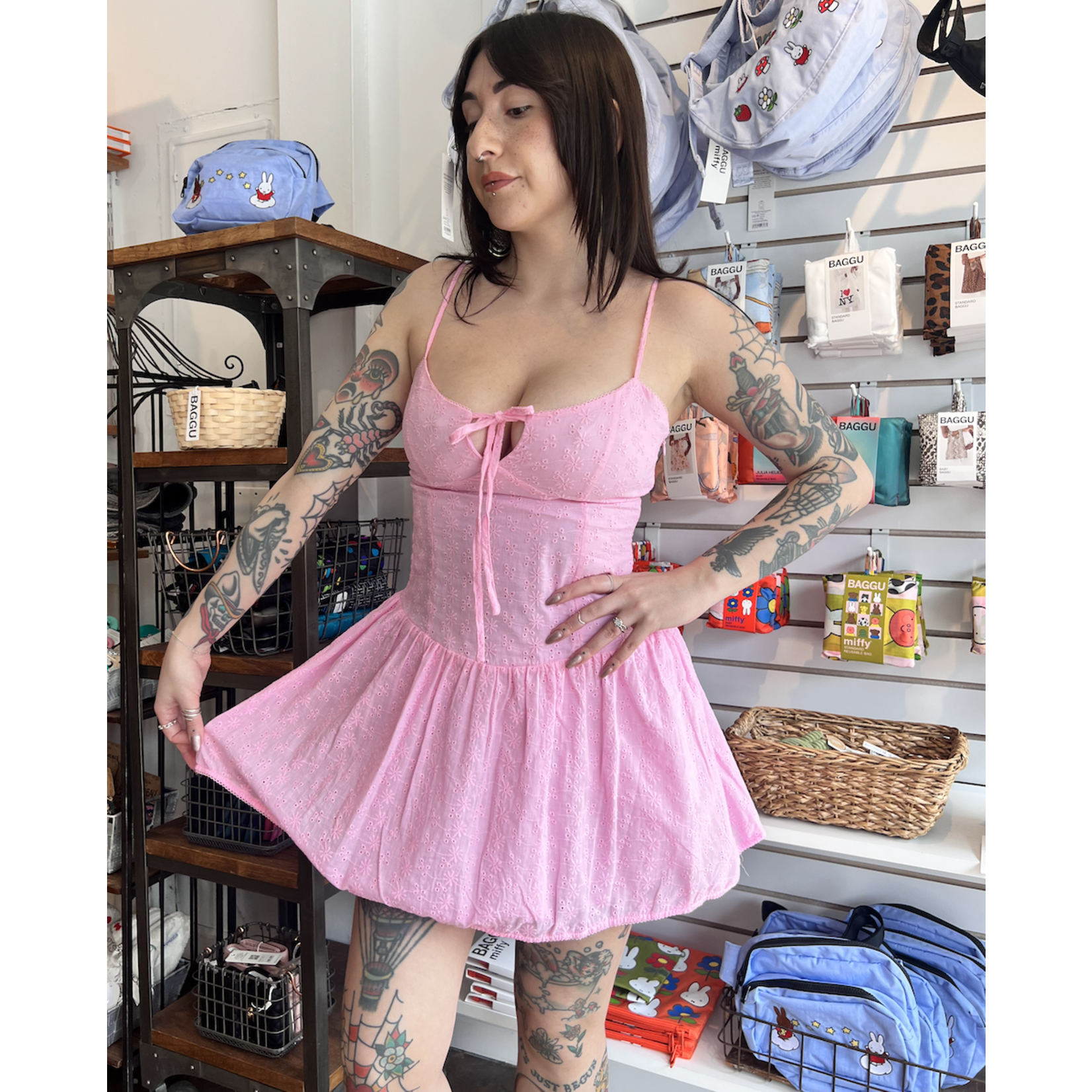 Lelis Bree Lace Dress-Pink