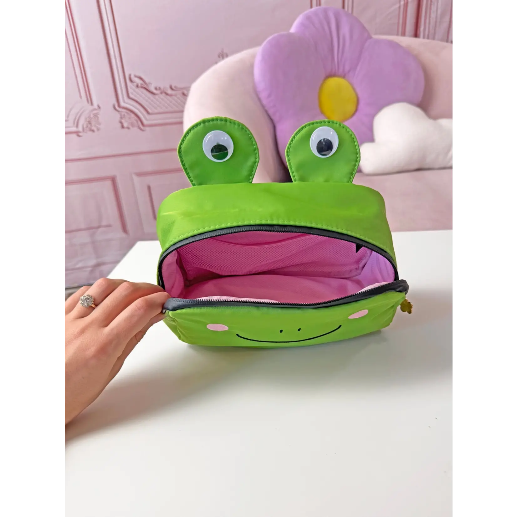 A Shop of Things Frog Smell Proof Bag