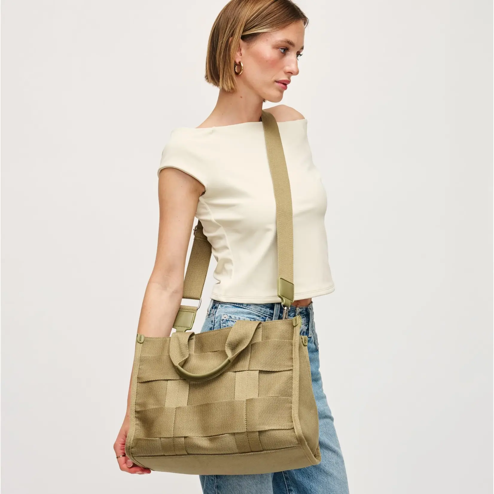 Urban Expressions Cherie Satchel-Sage