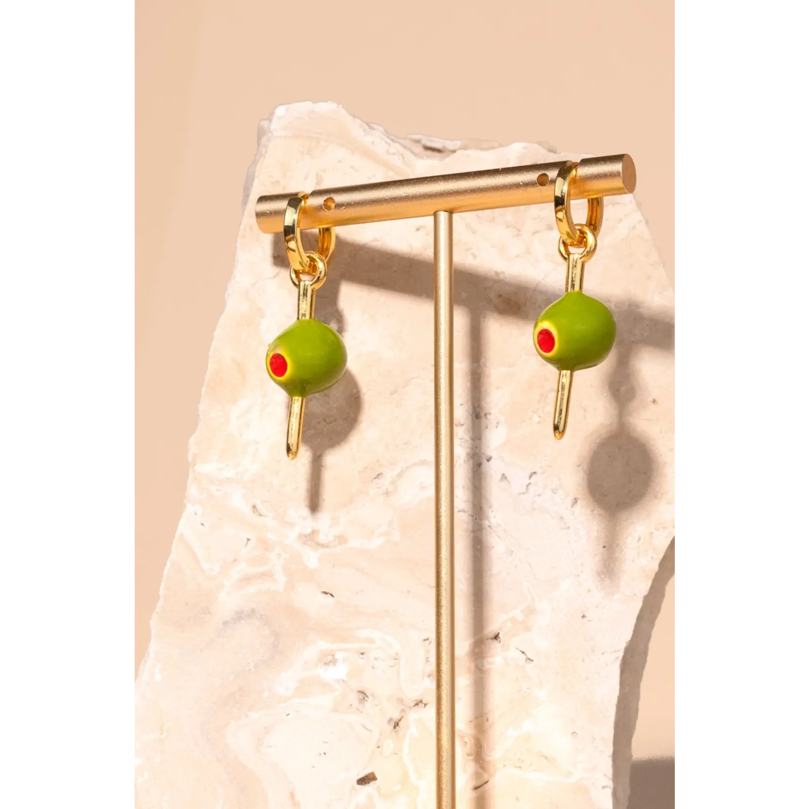 Peter and June Make It Dirty Hoops