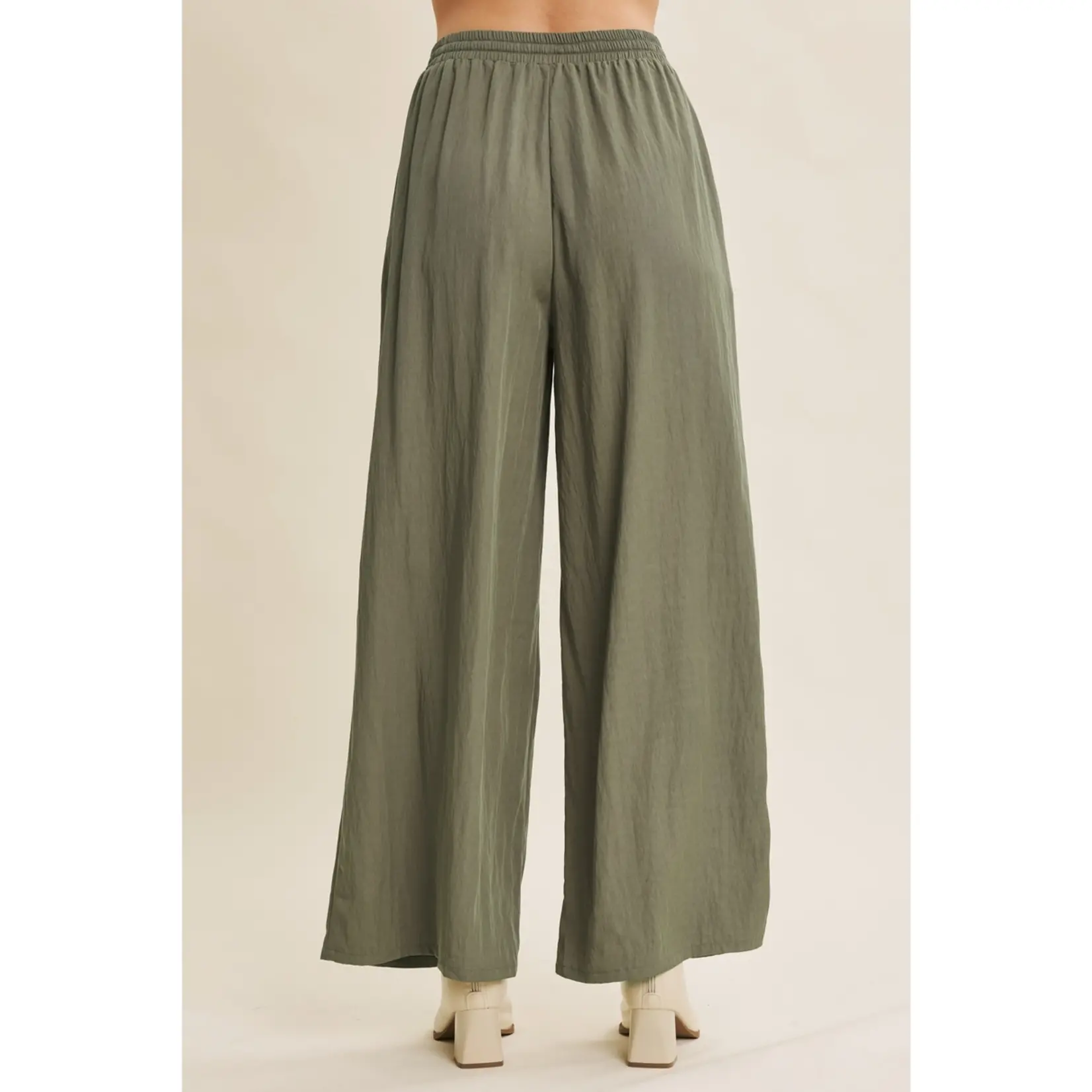 In February Every Step Wide Leg Pants OLIVE