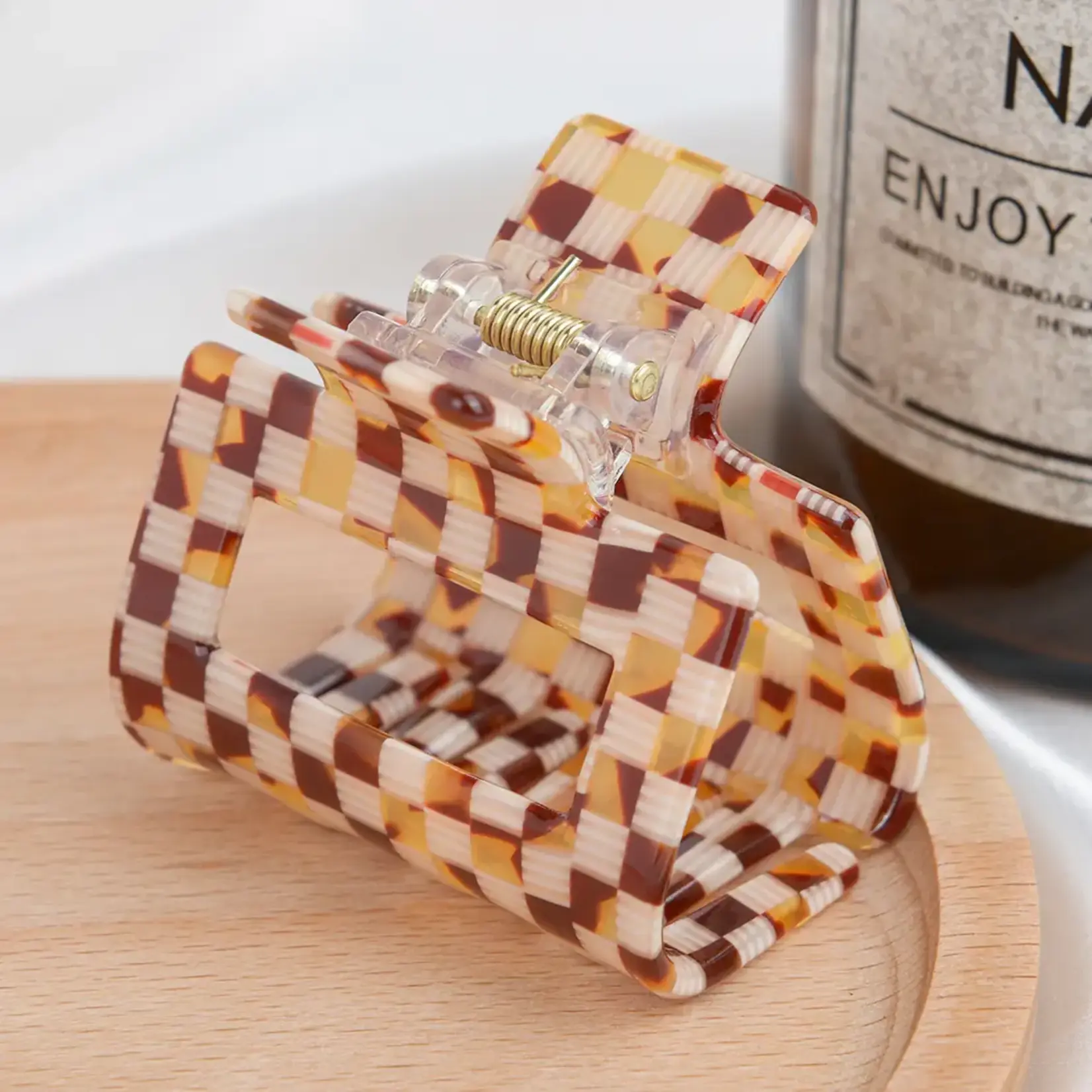 The Diva Soap Square Checker Claw Clip Tortoiseshell