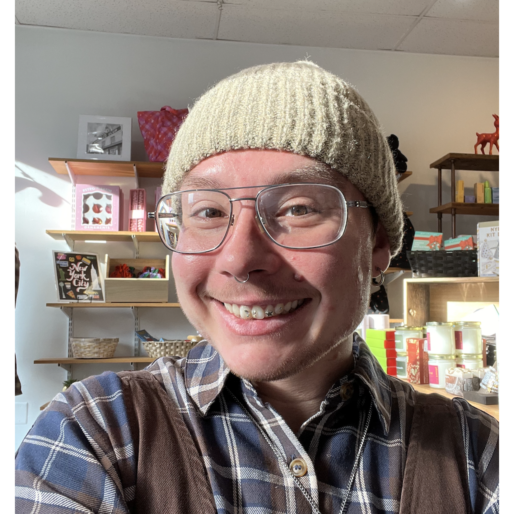 David & Young Elevated Basic Beanie Beige