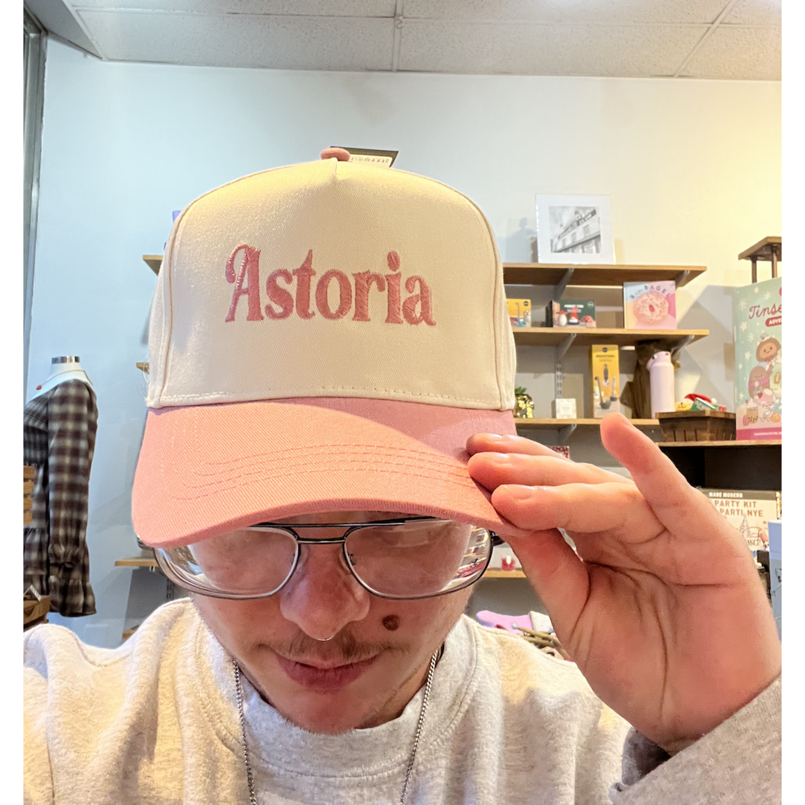 David & Young Astoria Cap- Dusty Rose Brim