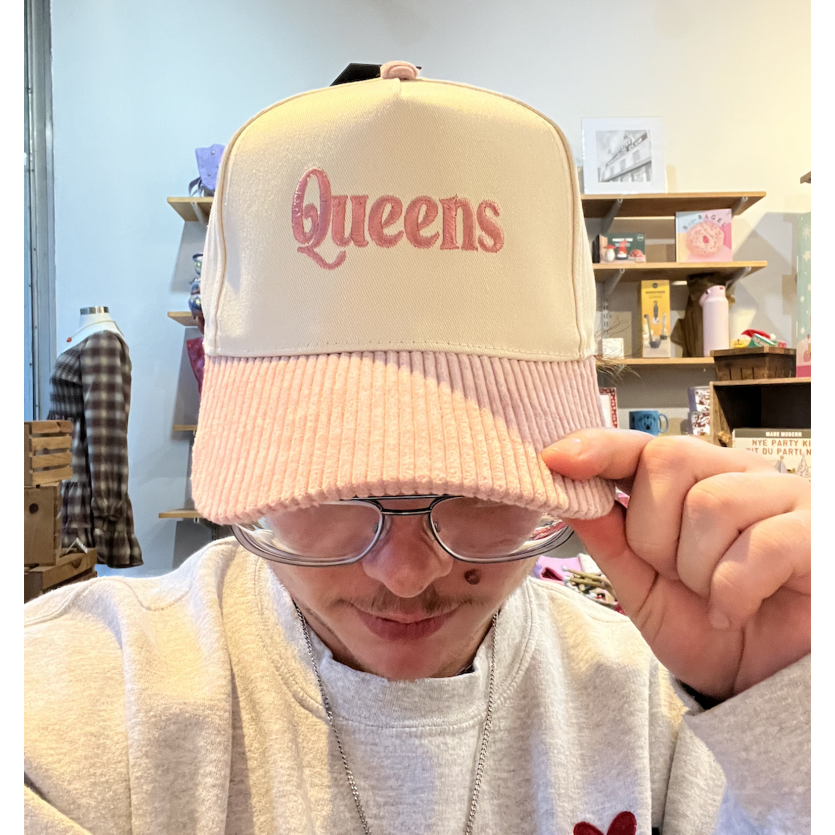 David & Young Queens Cap- Mauve Cord Brim