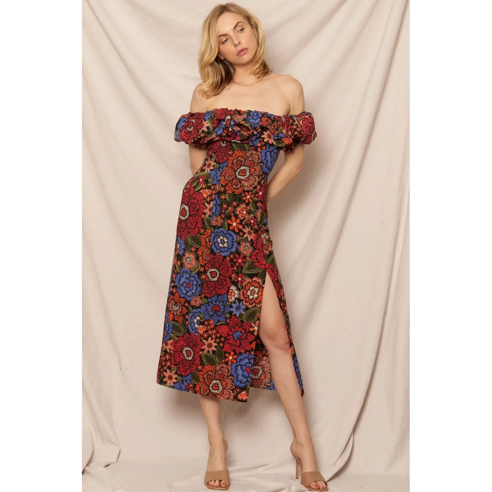 En Creme Off Shoulder Floral Print Midi Dress-Black Multi