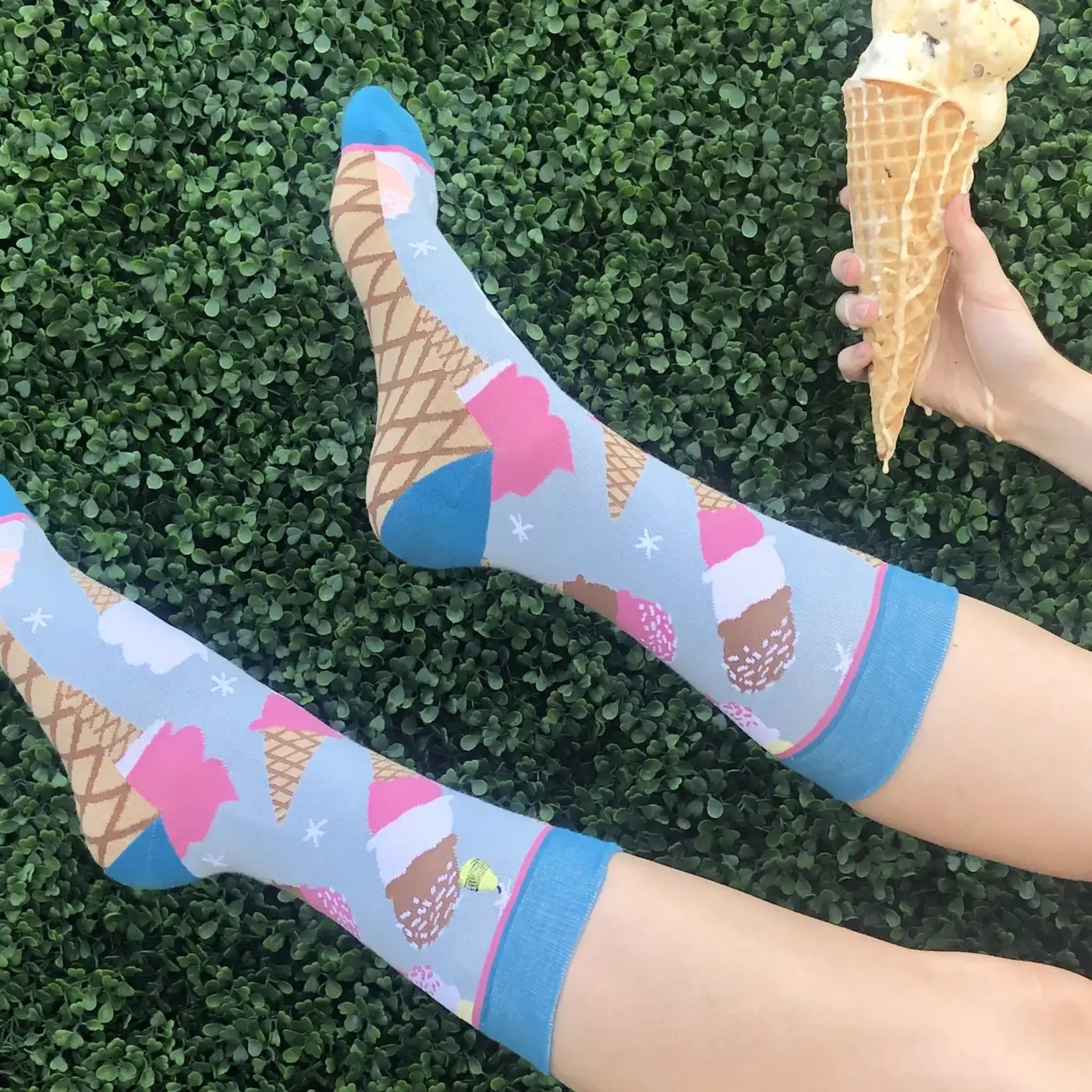 Woven Pear Crew Socks, Vintage Ice Cream
