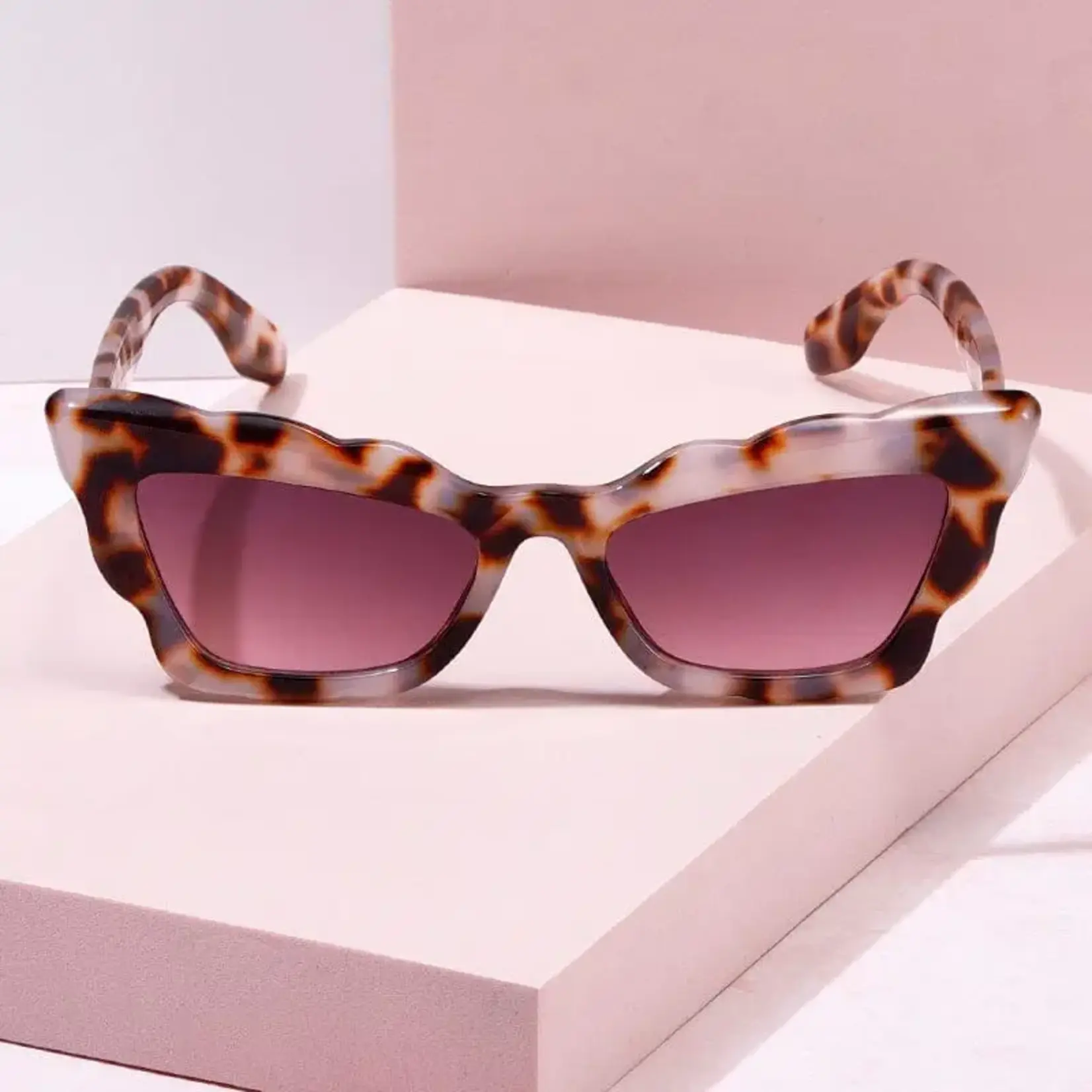 Mure and Grand Endless Waves Cateye Sunglasses- Tortoise/Pink