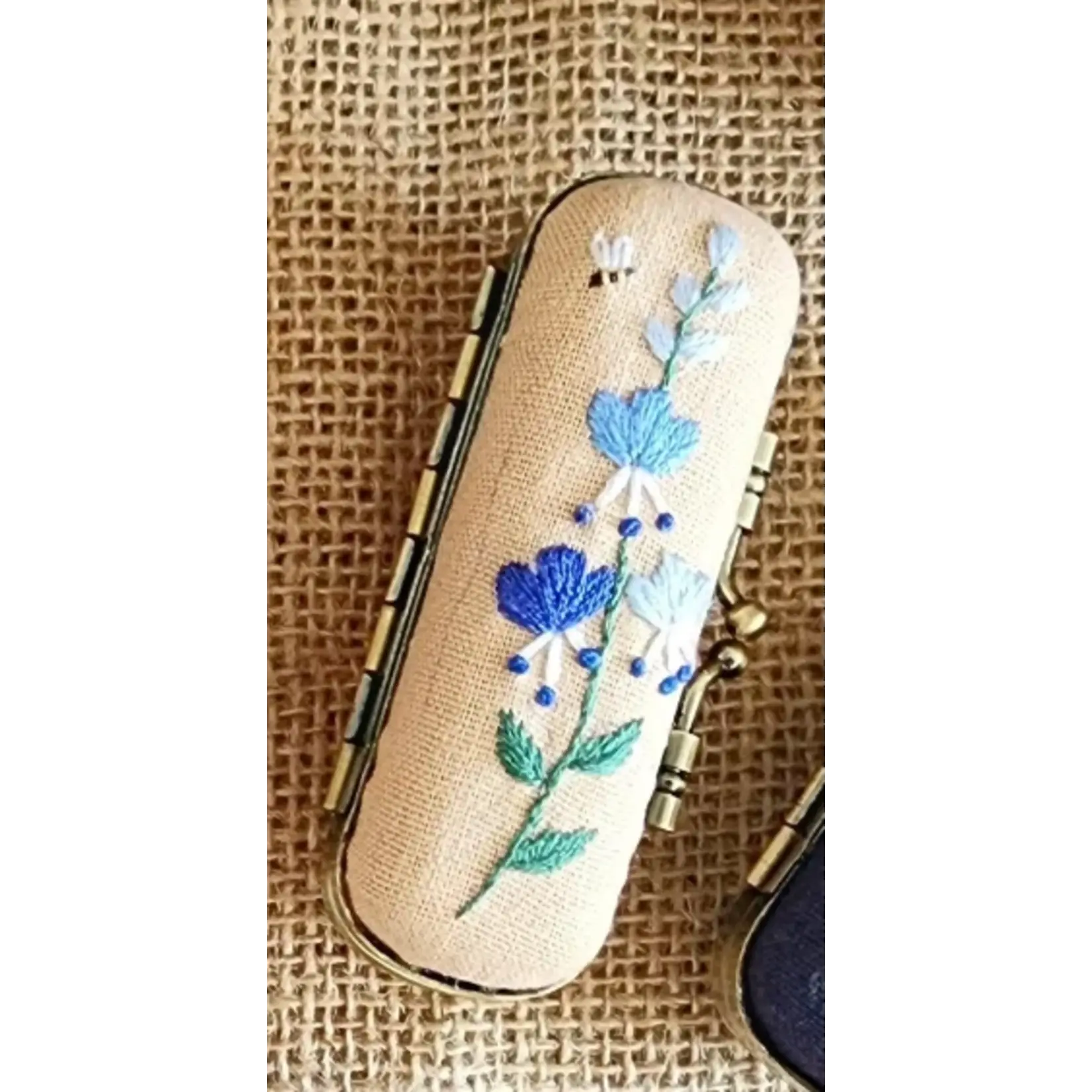 Quince Fables Vintage Lipstick Case-Beige