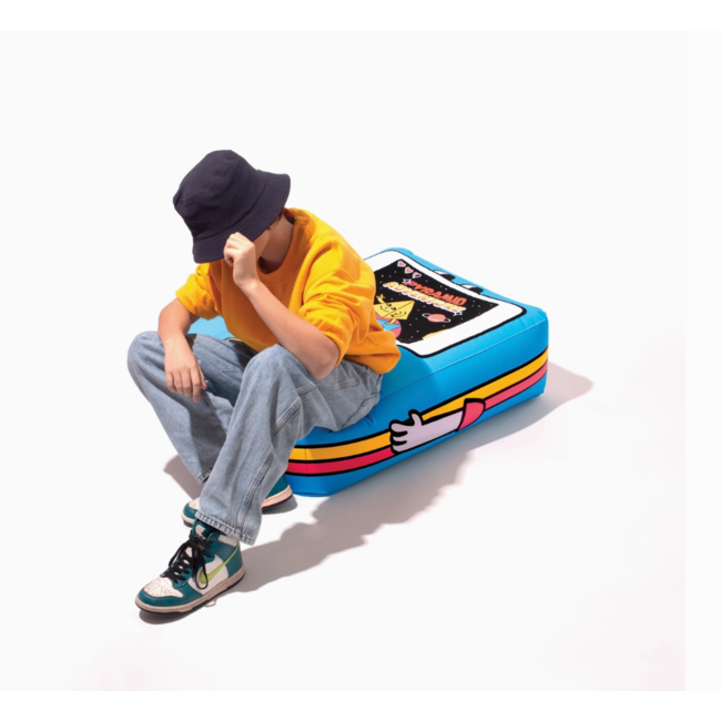 Video game - Giant inflatable pillow