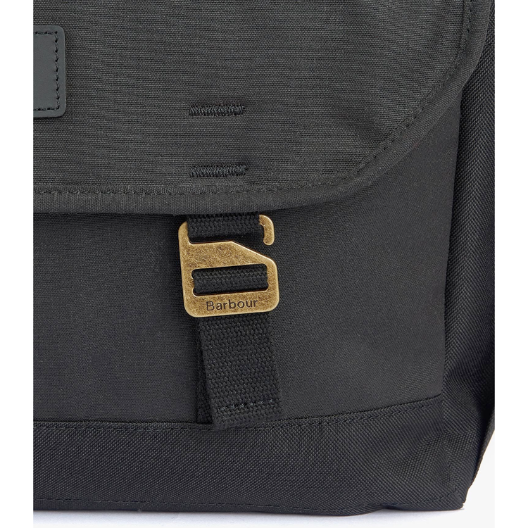 Barbour Barbour Essential Wax Messenger Bag