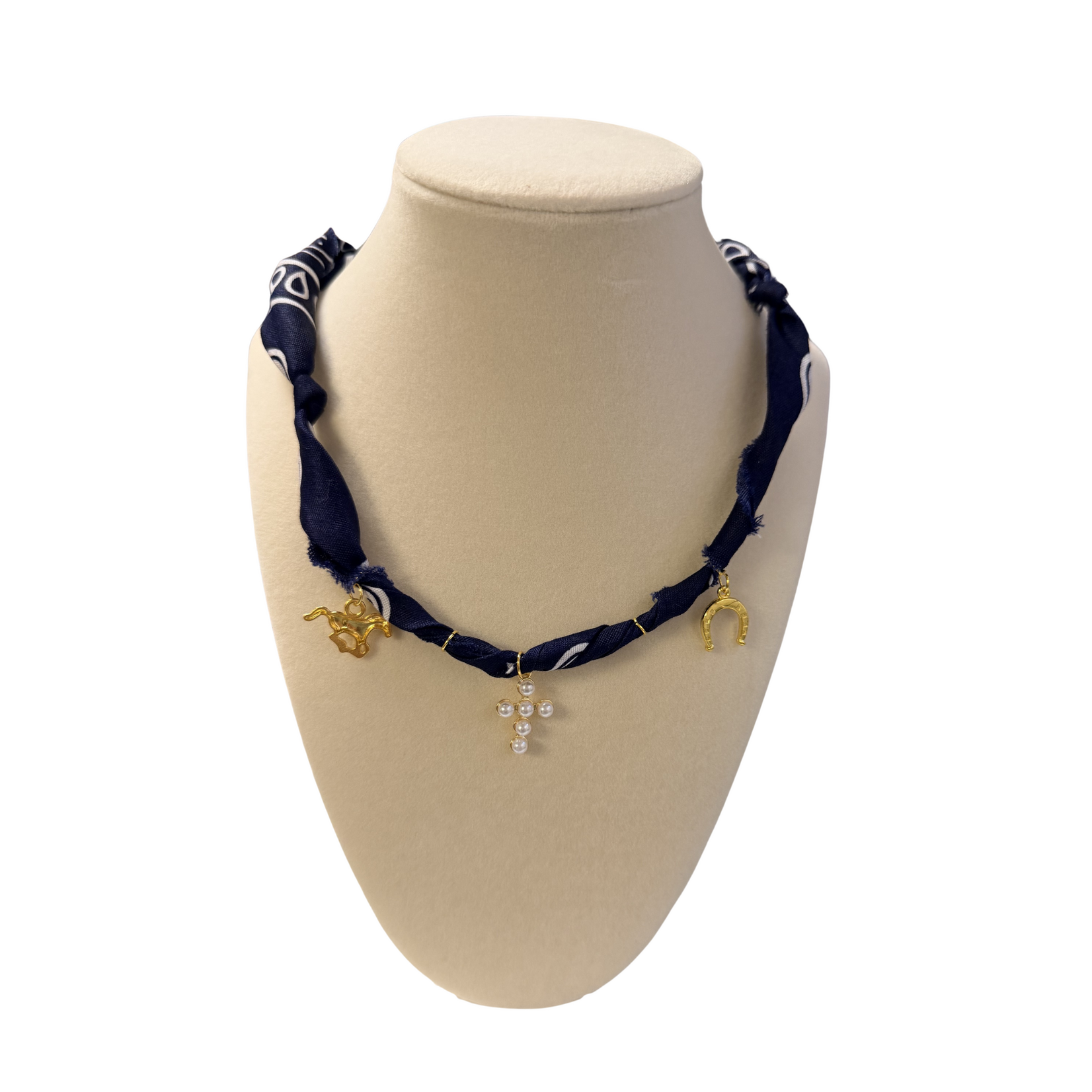 unlimited spirit Bandana Necklace with 3 charms