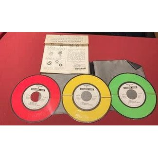 Super Color Changing Disks by Tricks Co. Ltd.