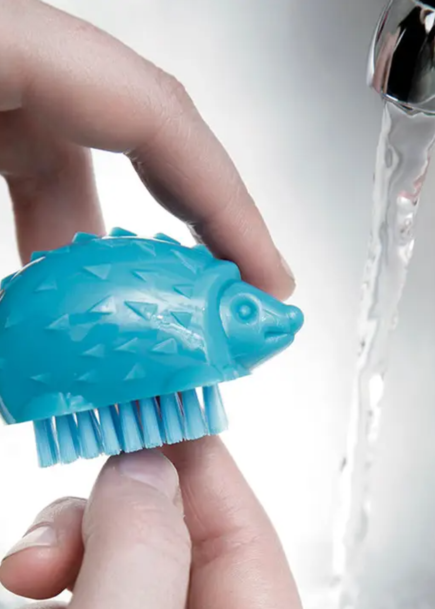 Kikkerland Design Inc Hedgehog Nail Brush