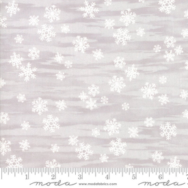  Moda - Forest Frost Glitter Favorites / Gray Snowflakes / 33412-13
