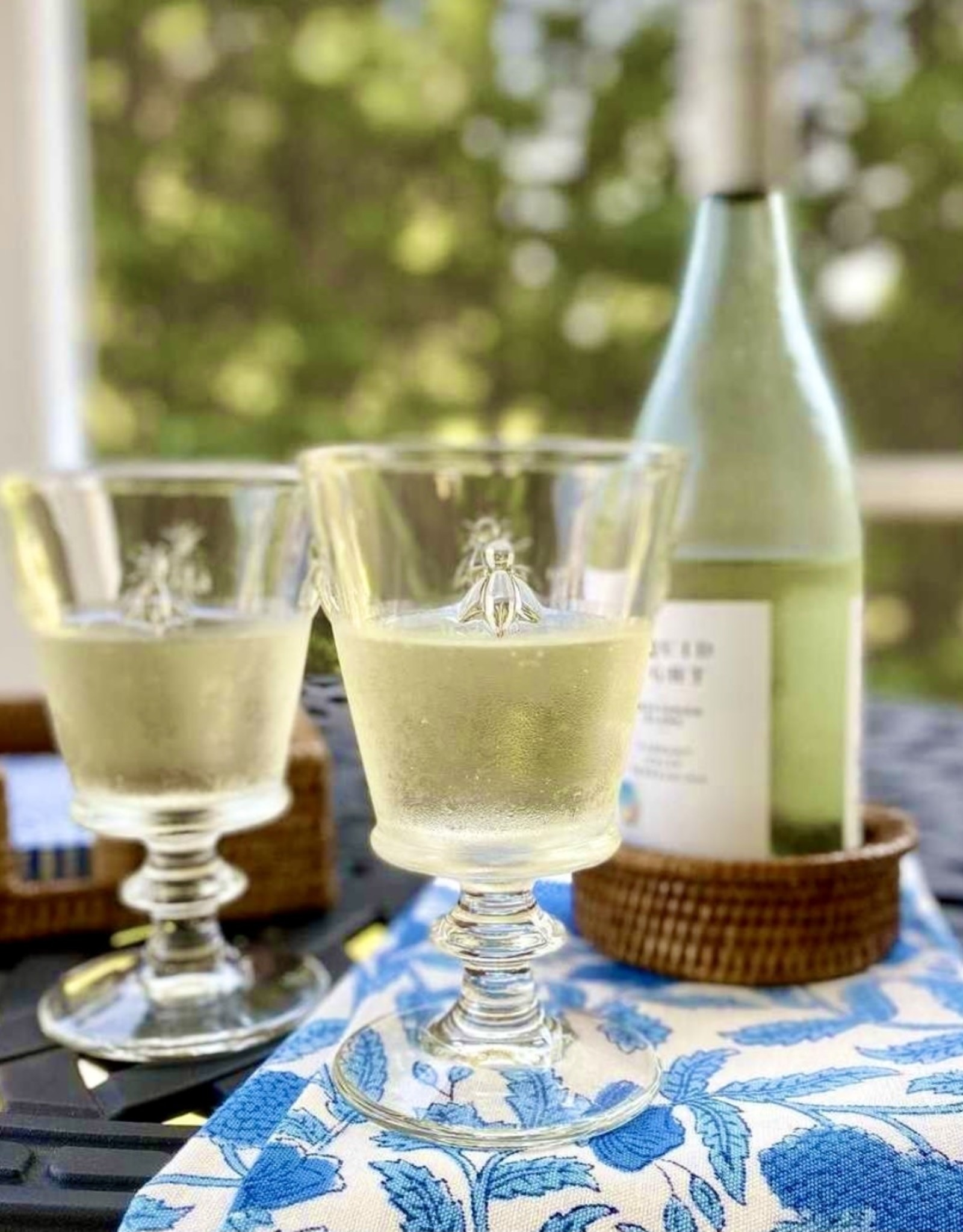 https://cdn.shoplightspeed.com/shops/605666/files/36496673/1600x2048x1/la-rochere-la-rochere-bee-wine-glass-8-oz-set-of-6.jpg