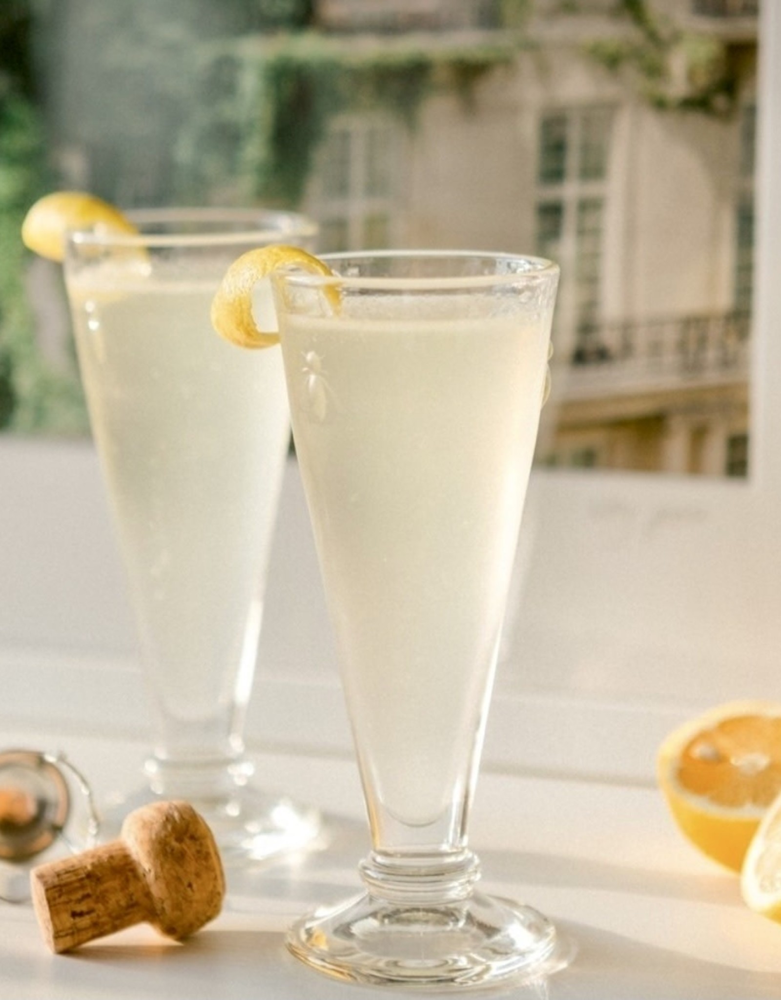 Bee Champagne Flute - Crème de la Crème