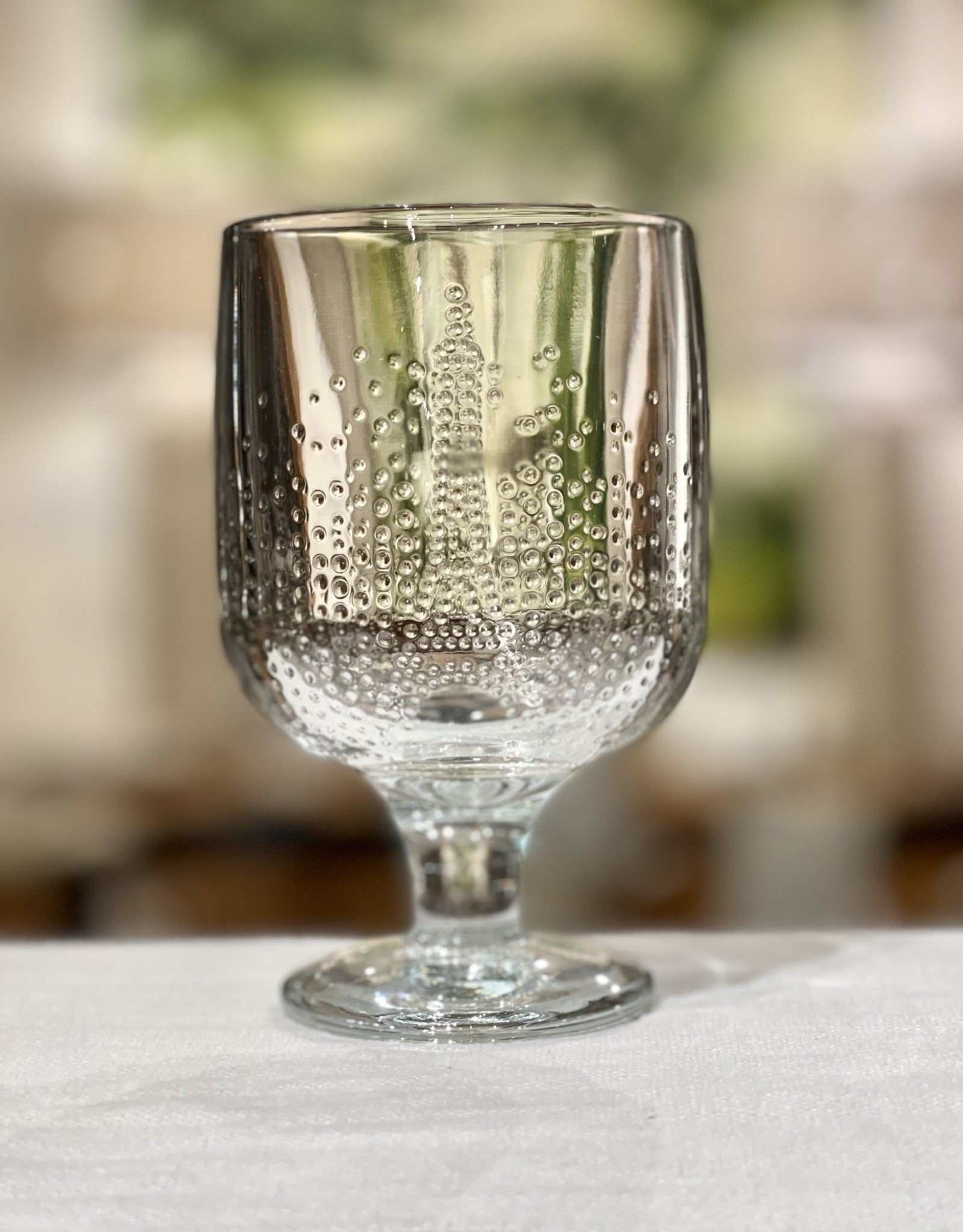 Beautiful La Rochere Parisienne 8.5 oz Wine Glasses - Set of 4