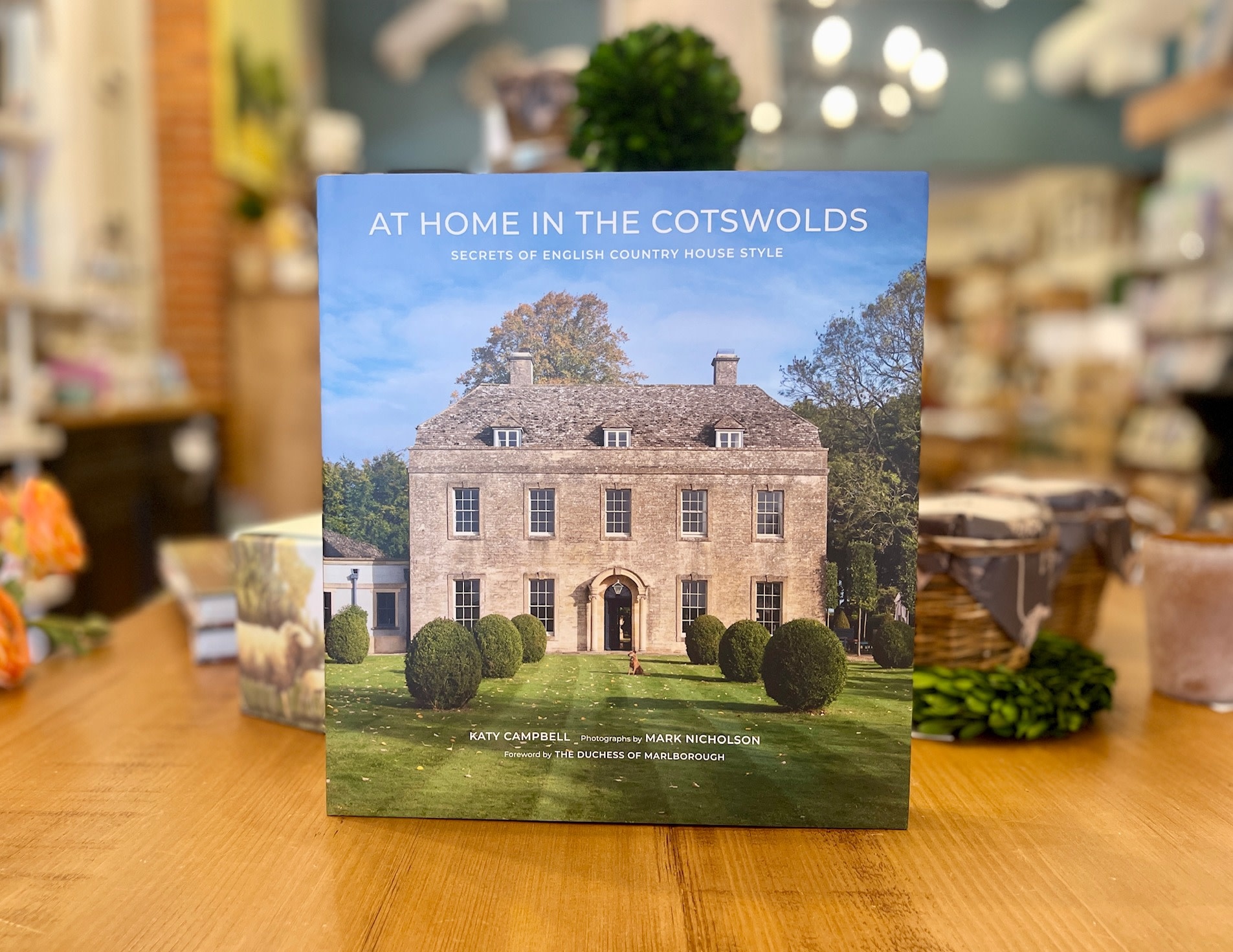 at-home-in-the-cotswolds-by-