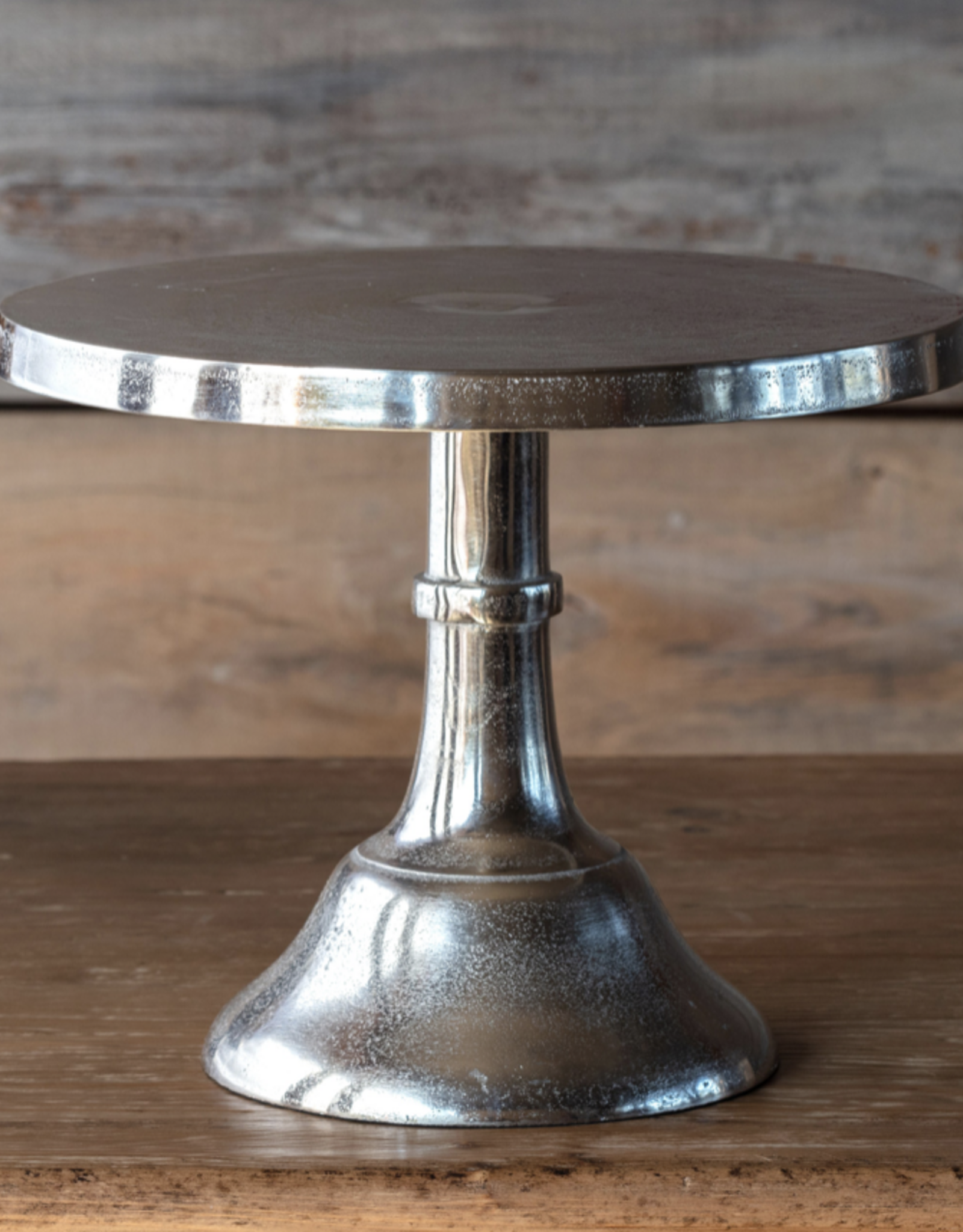 Porch View Home Grand Hotel Medium Pedestal Stand / Cake Plate