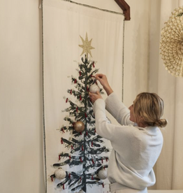 Tannenbaum Joyeux Noel Wall Tree 48"x 74.5"