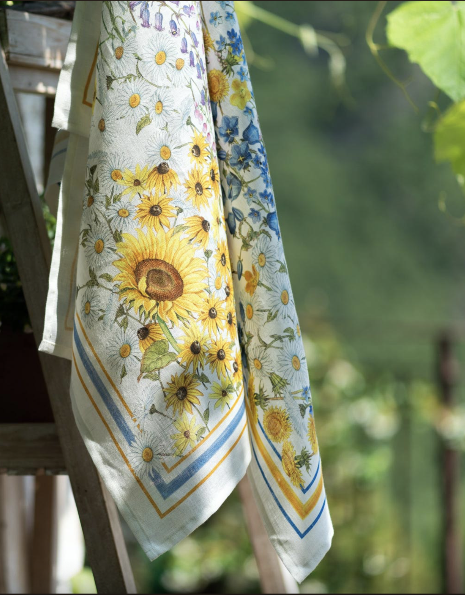 Italian Linen - Sungarden Fiordalsi White Kitchen Towel 20" x 28"