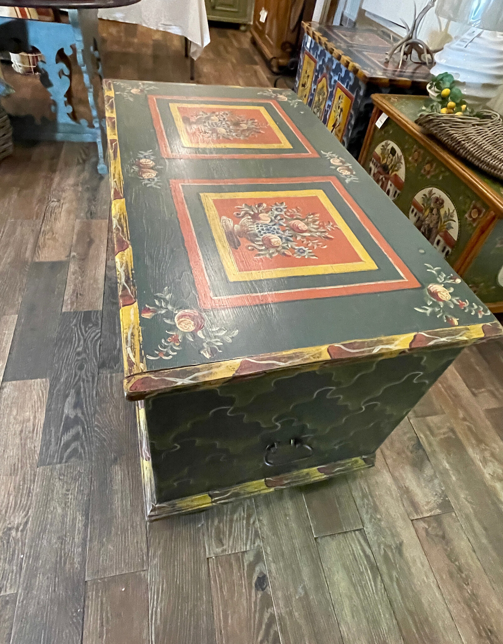 Handpainted Trunk II - Green - Bohemian Birds