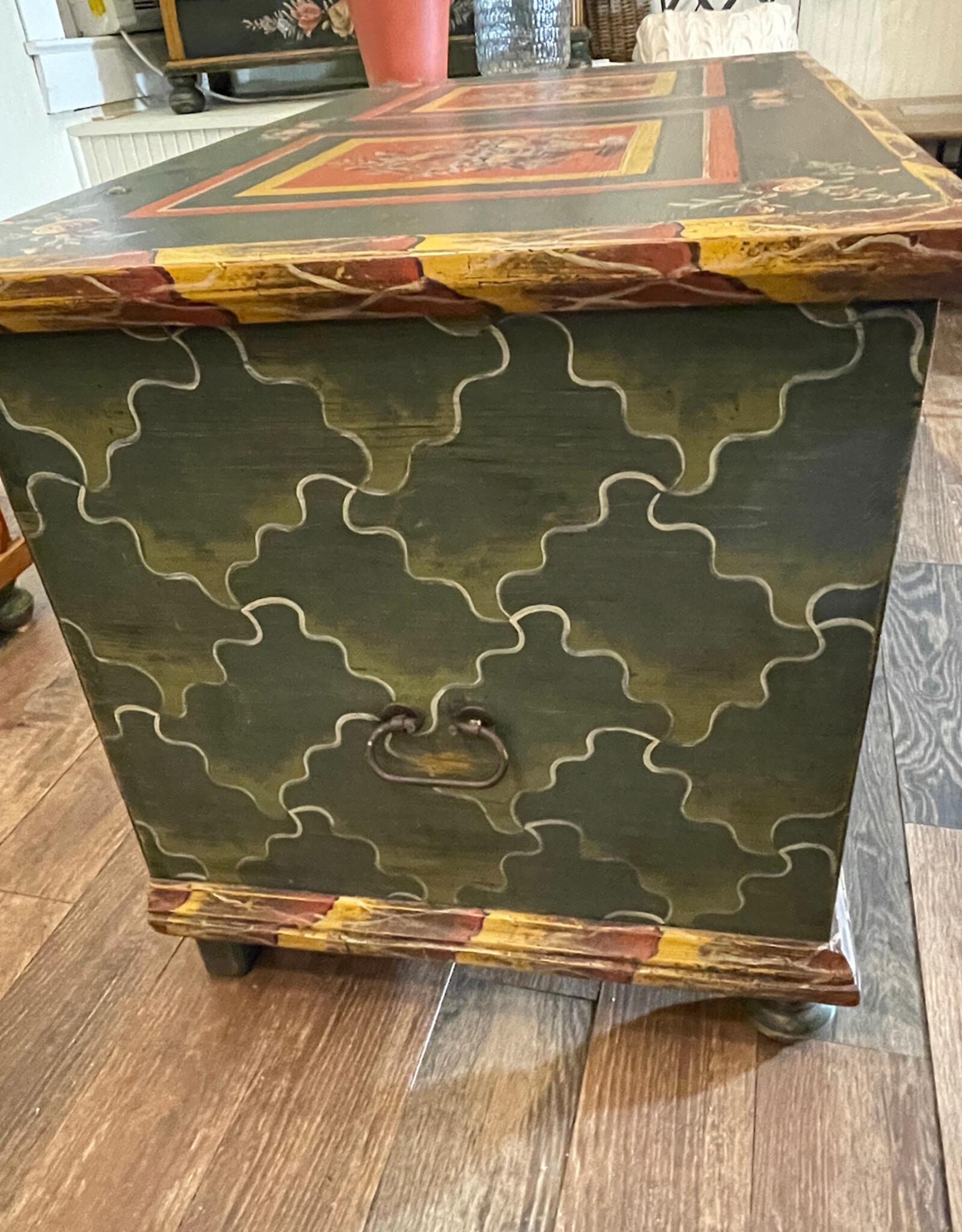 Handpainted Trunk II - Green - Bohemian Birds