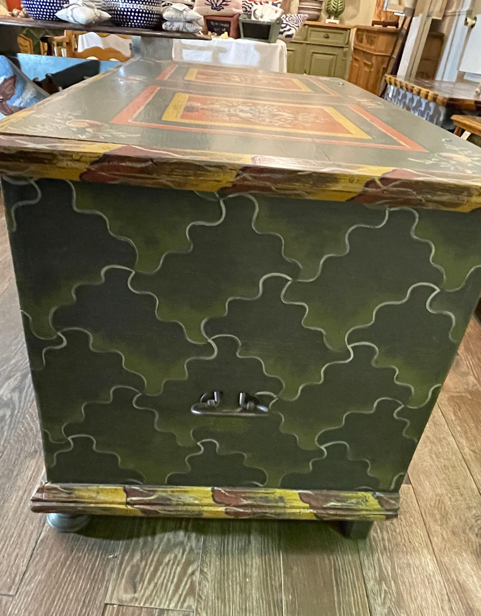 Handpainted Trunk II - Green - Bohemian Birds
