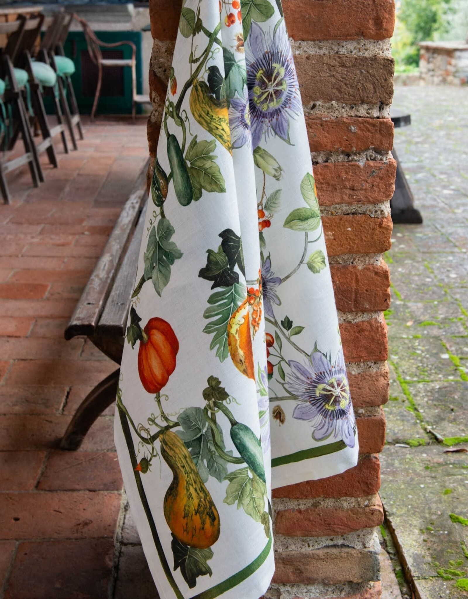 Italian Linen - Kurbis Fiori Kitchen Towel 20" x 28" Cream