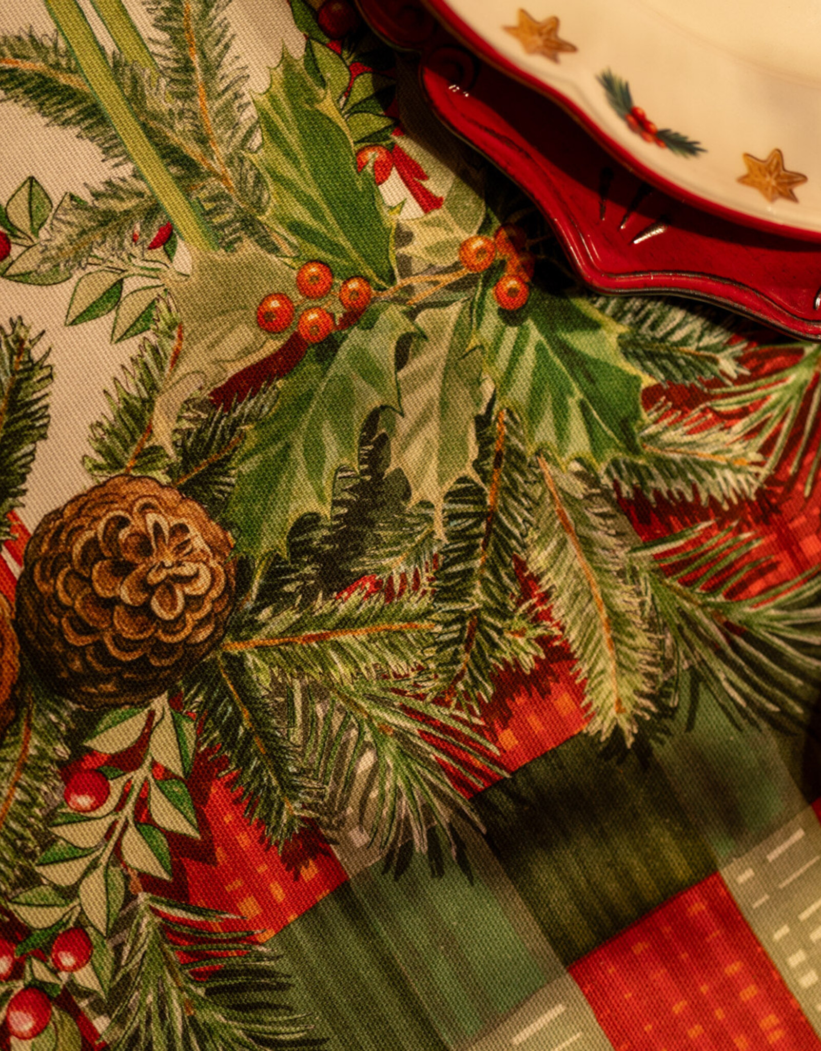 Italian Linen - Pinoel Tablecloth 67" x 90"