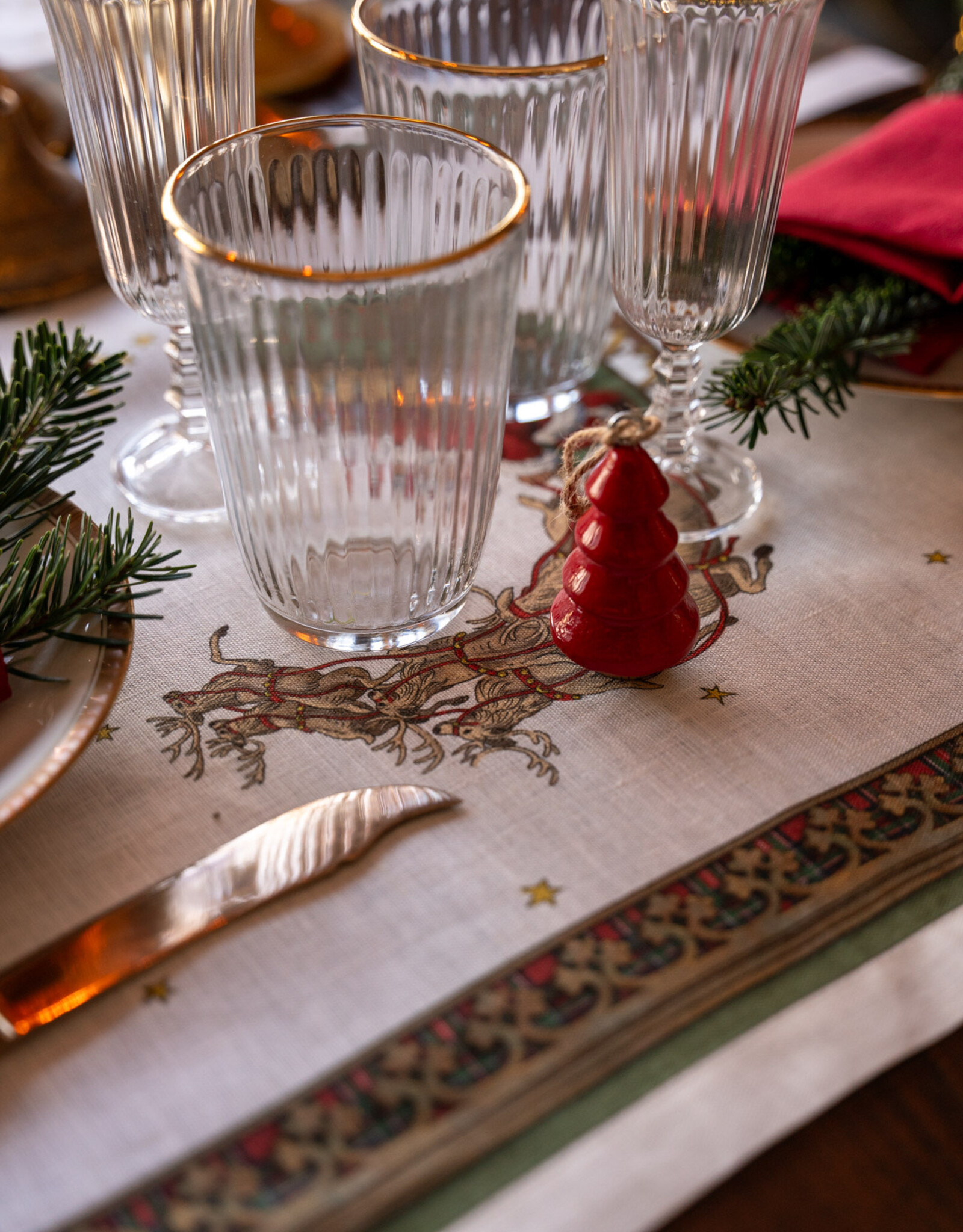 Italian Linen - Natalis Table Runner 20"X 67"