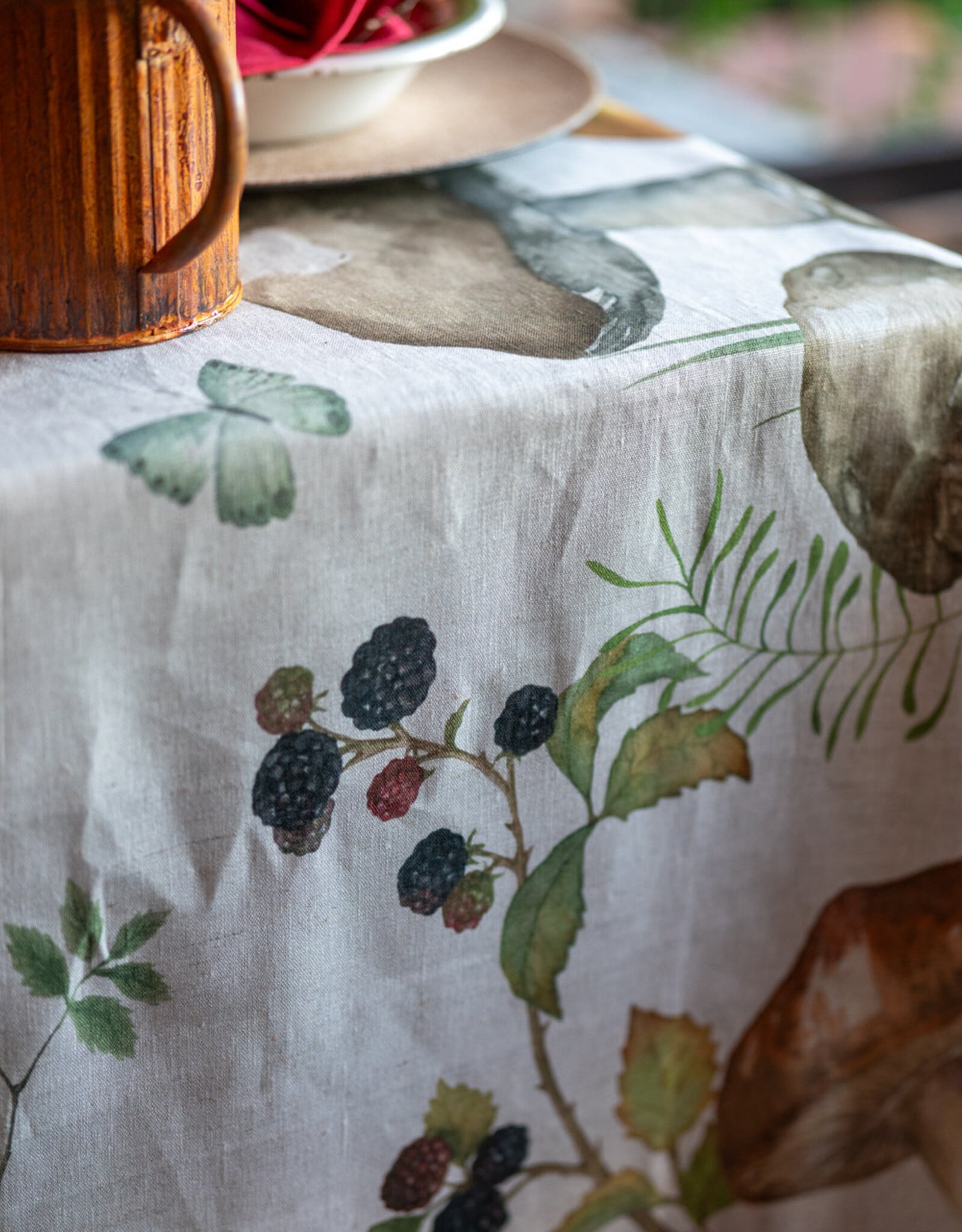 Italian Linen - Grifola Tablecloth - 67" x 67"