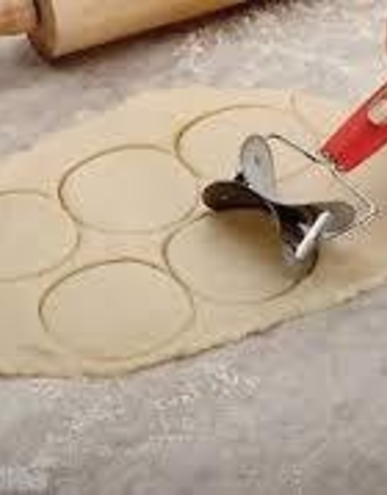 Rolling Pastry Cutter