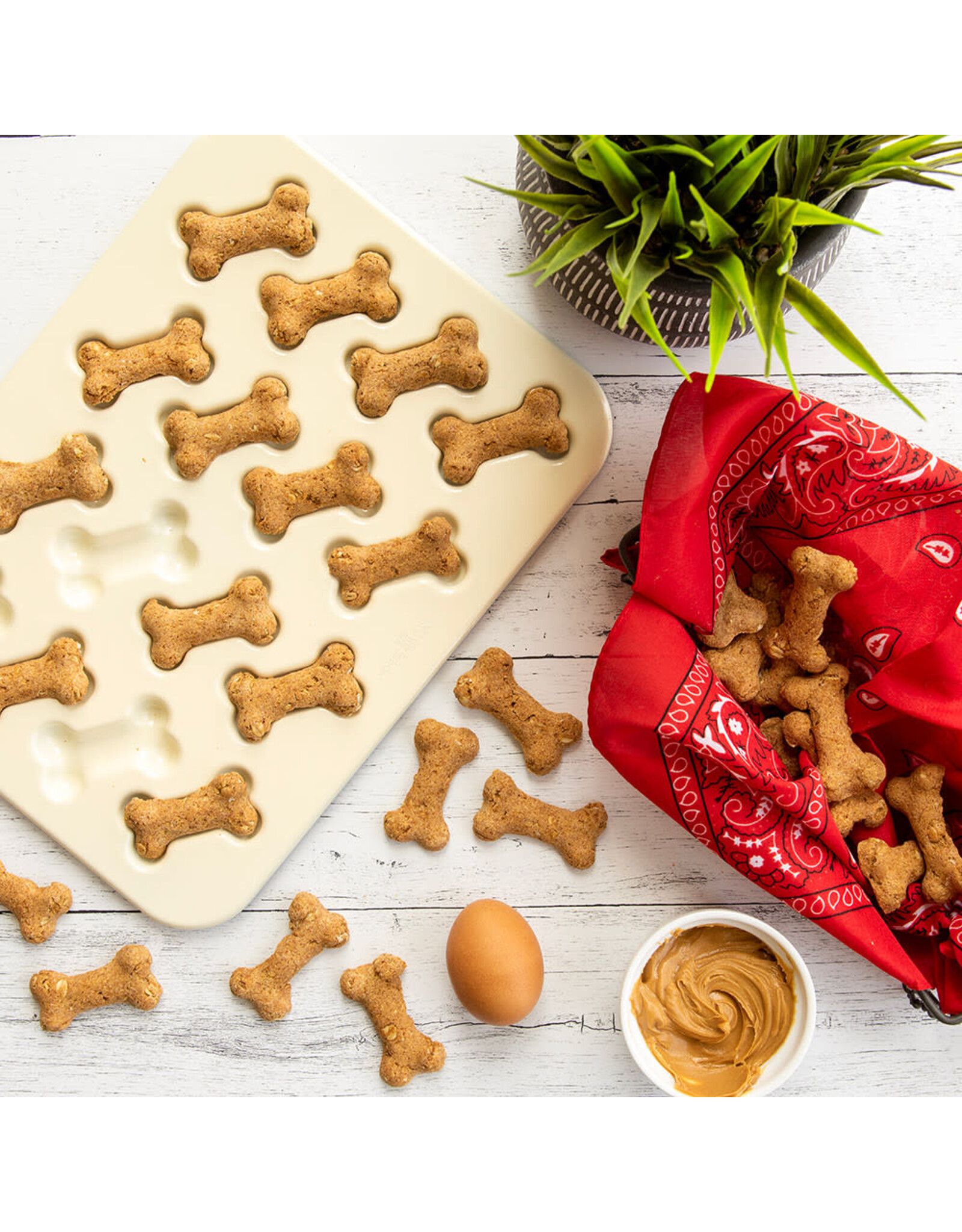 Puppy Love Treat Pan