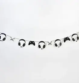 Hootyballoo by Club Green Game Controller Garland