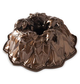 Harvest Leaves Bundt Pan (9 cups)