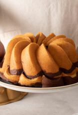 Pirouette Bundt Pan (10 cup)