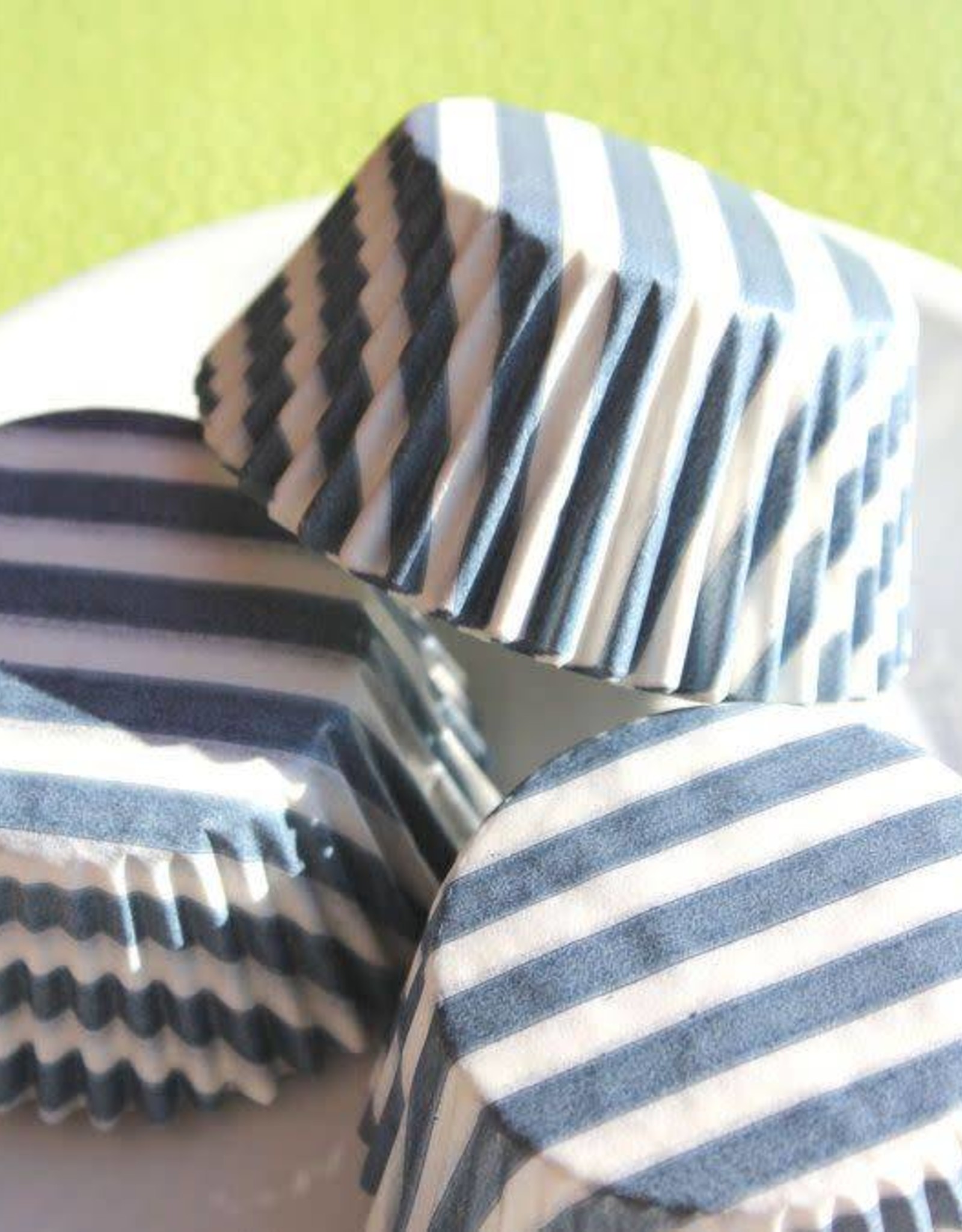Blue (Slate) Wide Stripe Baking Cups (30-35/pkg)
