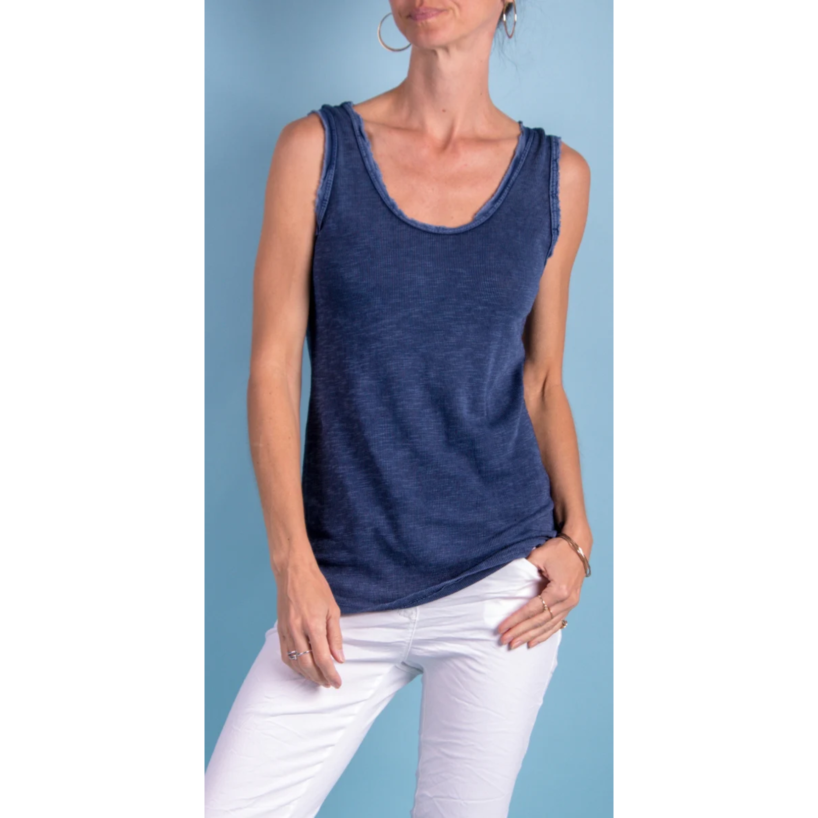 3000 Tank top frayed