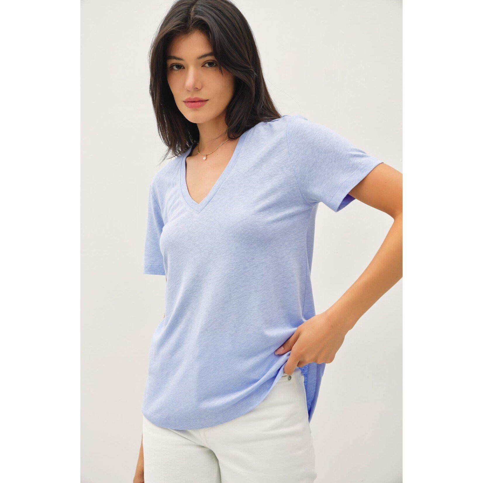 Be Cool 19323 BASIC V-NECK SHORT SLEEVE T-SHIRT