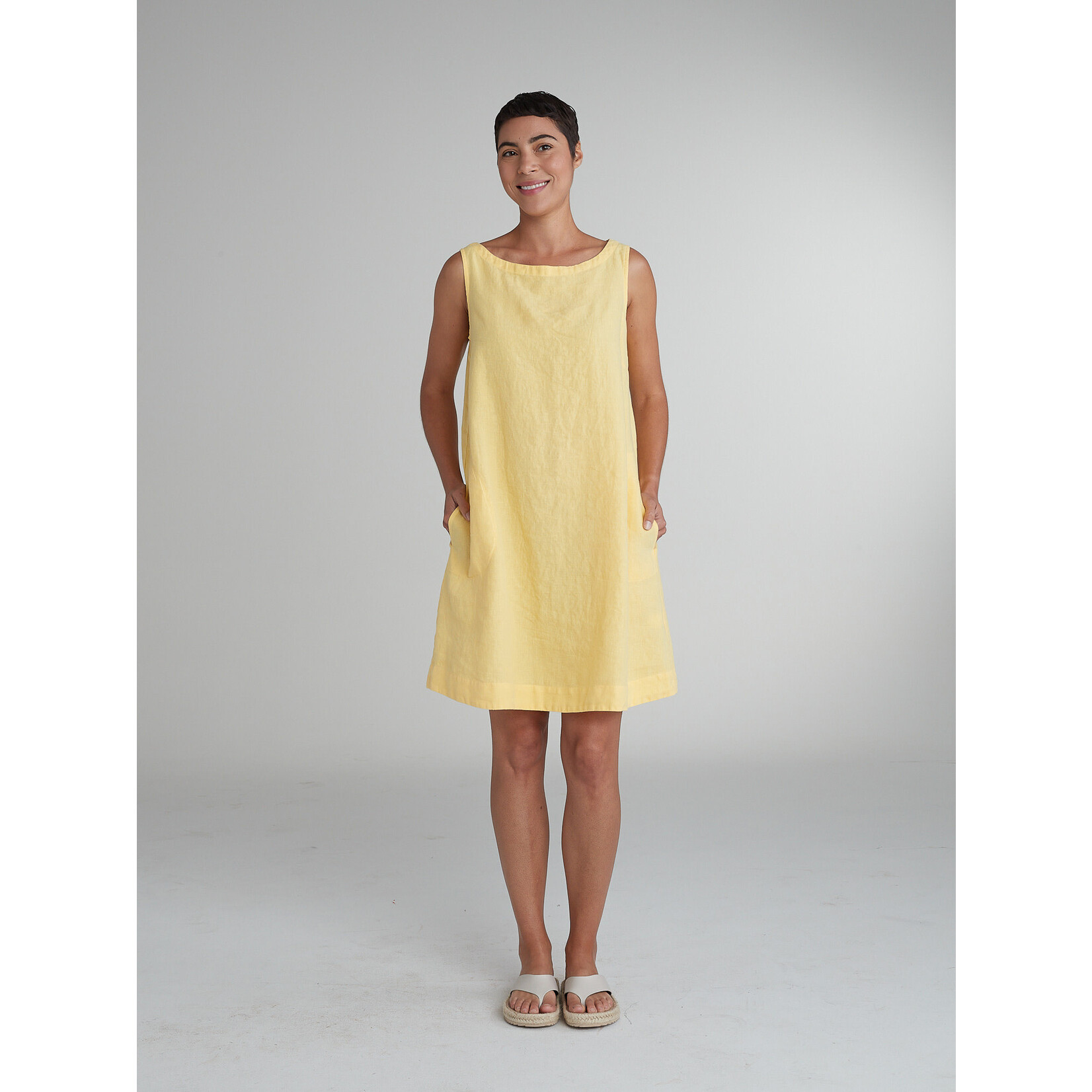 4400337 Linen Modern Shift Dress