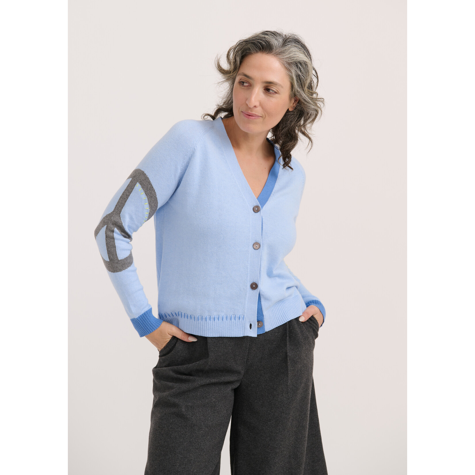 7538 Peace  Cardi